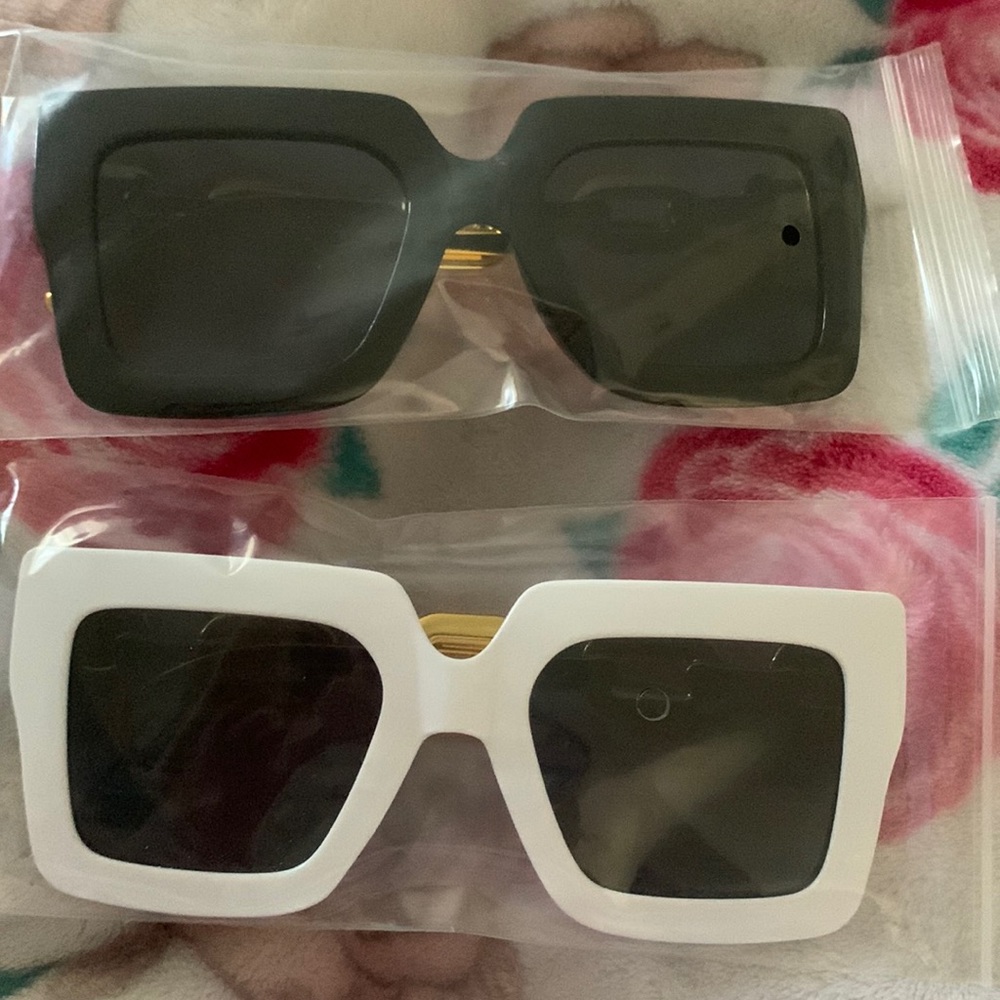 🚨 PRICE IS FIRM 🚨 super cute trendy sunglasses 😎🤍🖤 NWOT!